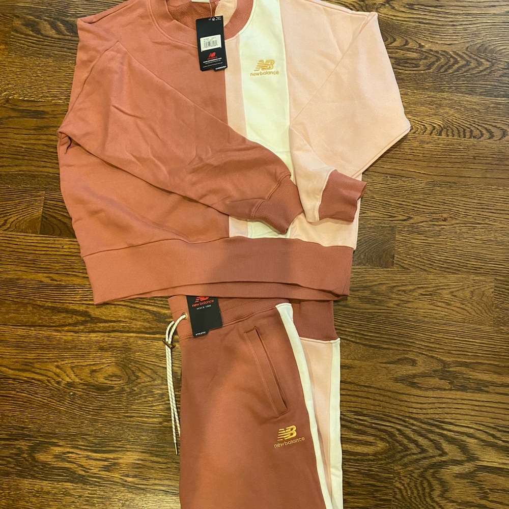 New Balance Sweatsuit set